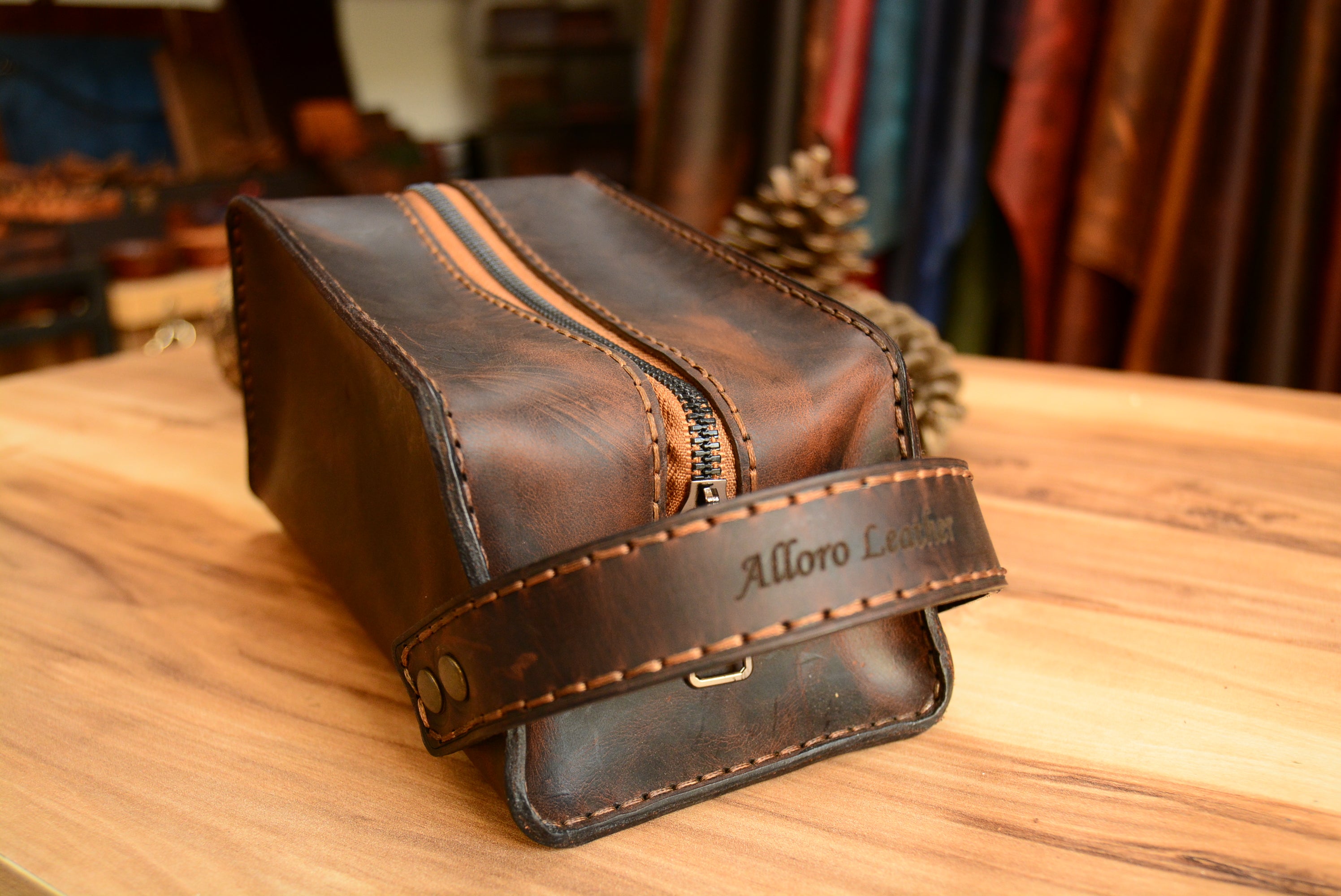 Dopp Kit V-3 Çanta Özel Tasarım Hakiki Deri El Yapımı