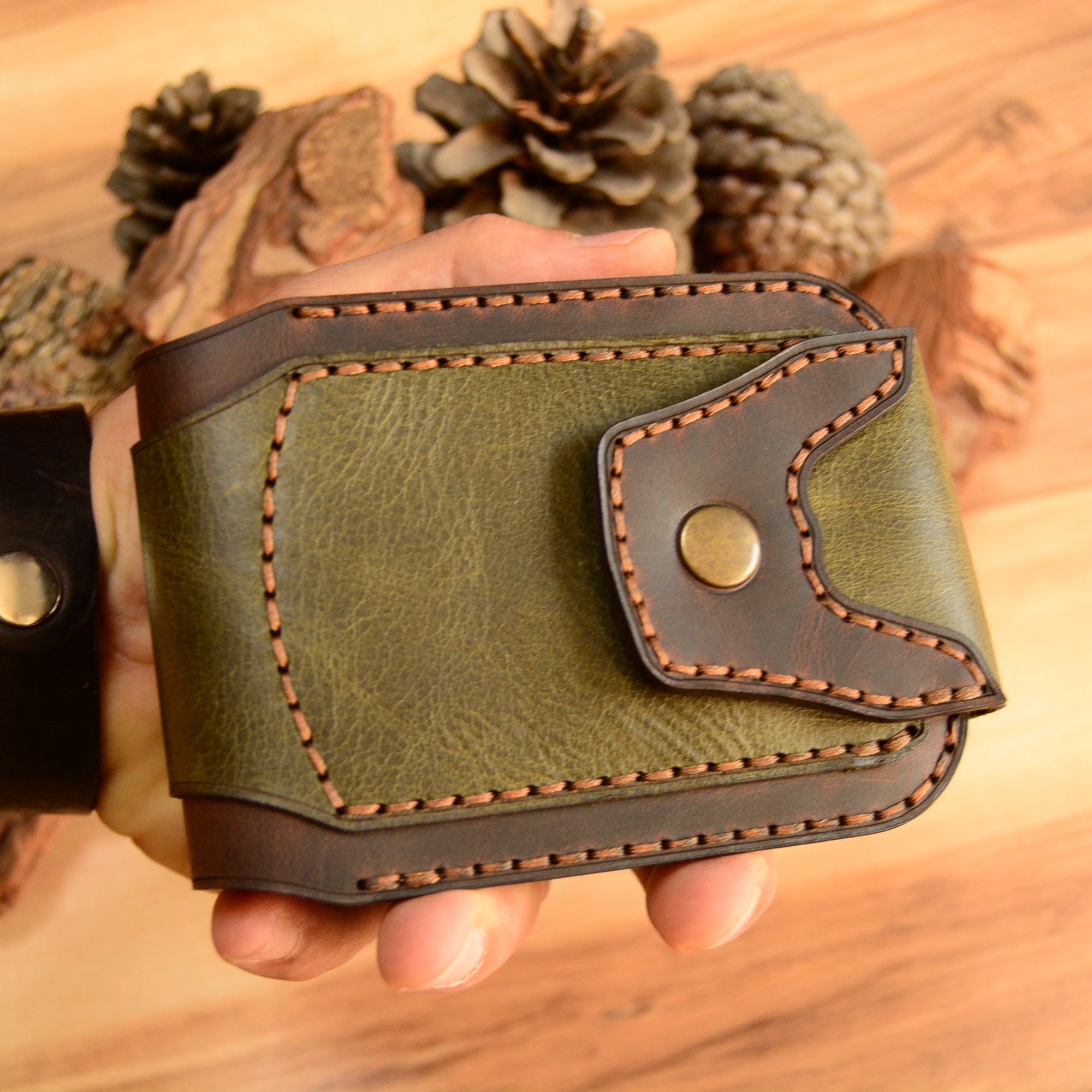 Gladiator Cüzdan Bifold Çıtçıtlı Tasarım Hakiki Deri El Yapımı