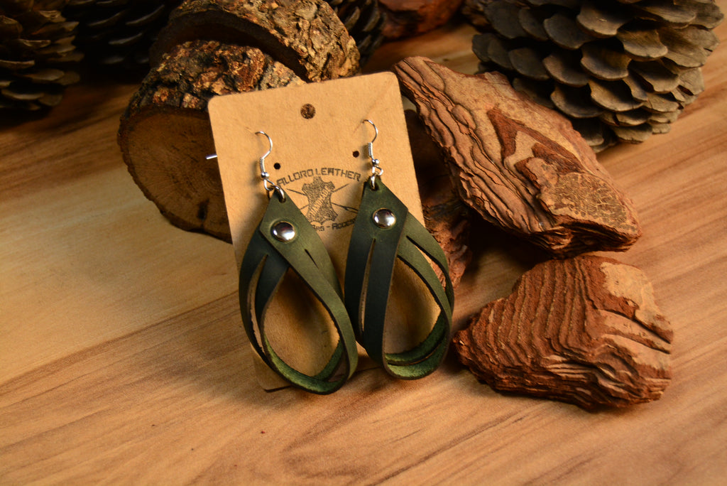 Deri Küpe V-2 El Yapımı Hakiki Deri Halka Form