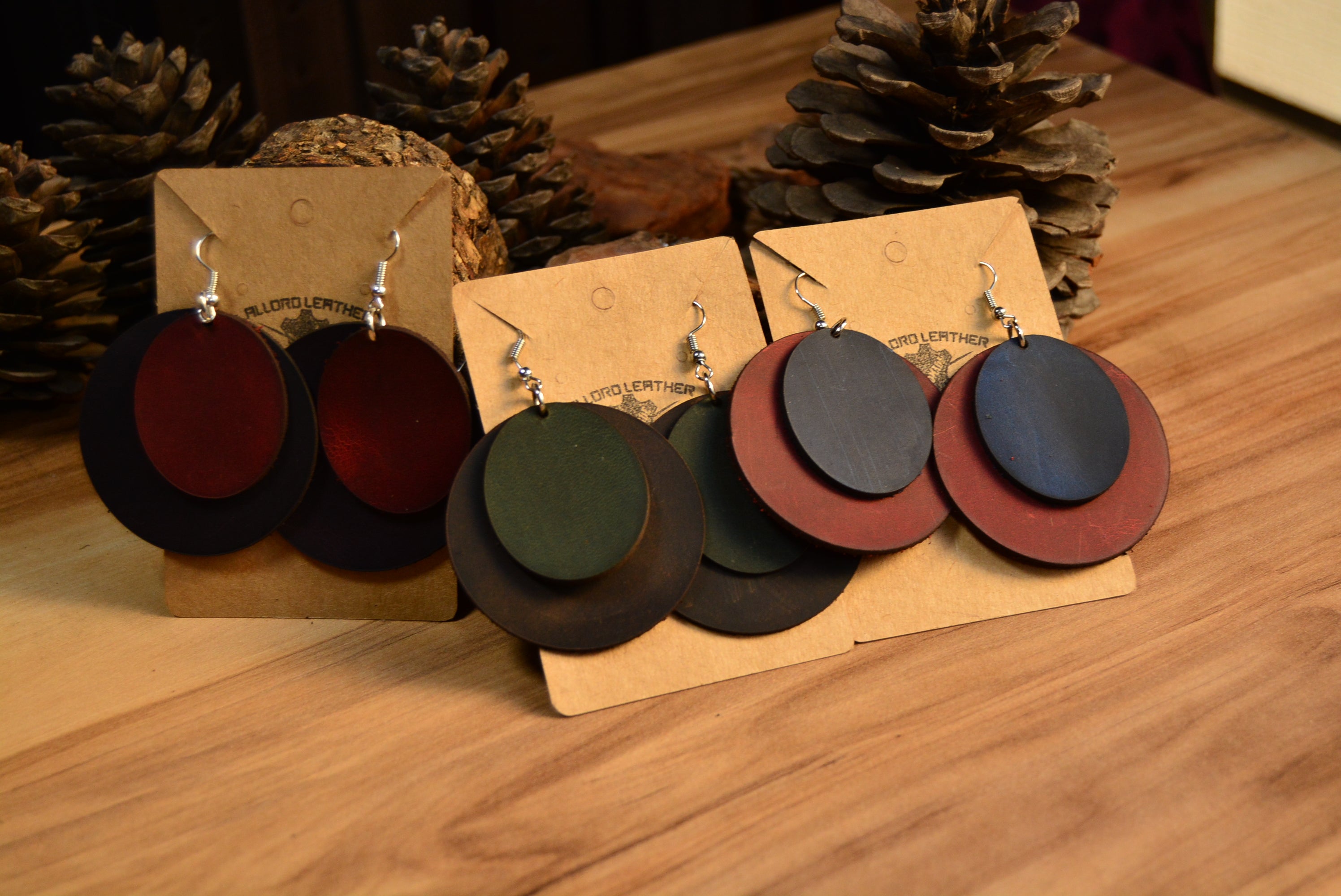 Deri Küpe V-3 El Yapımı Hakiki Deri Çift Katmanlı