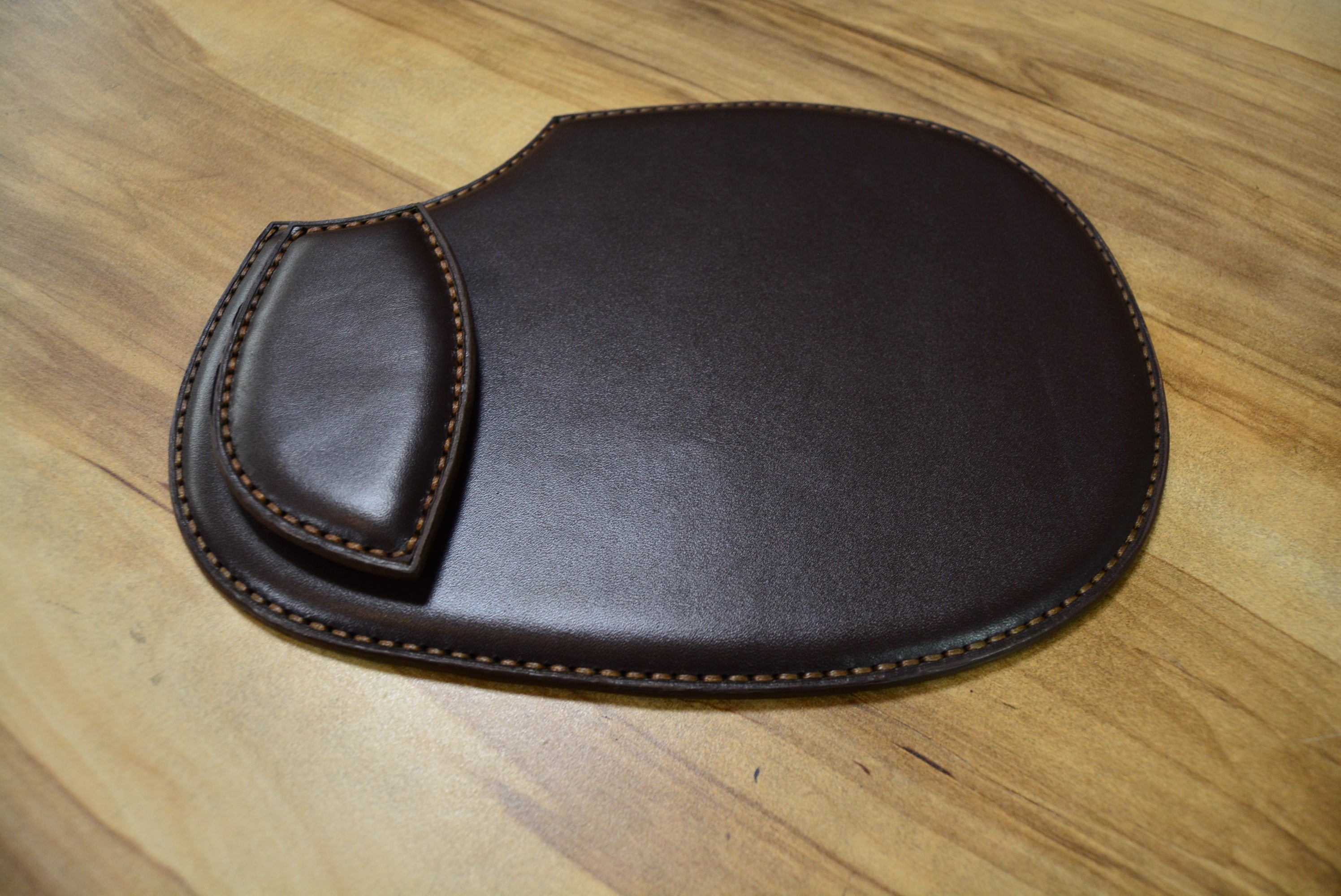 Deri Mousepad Bilek Destekli Hakiki Deri El Yapımı -Sağ El