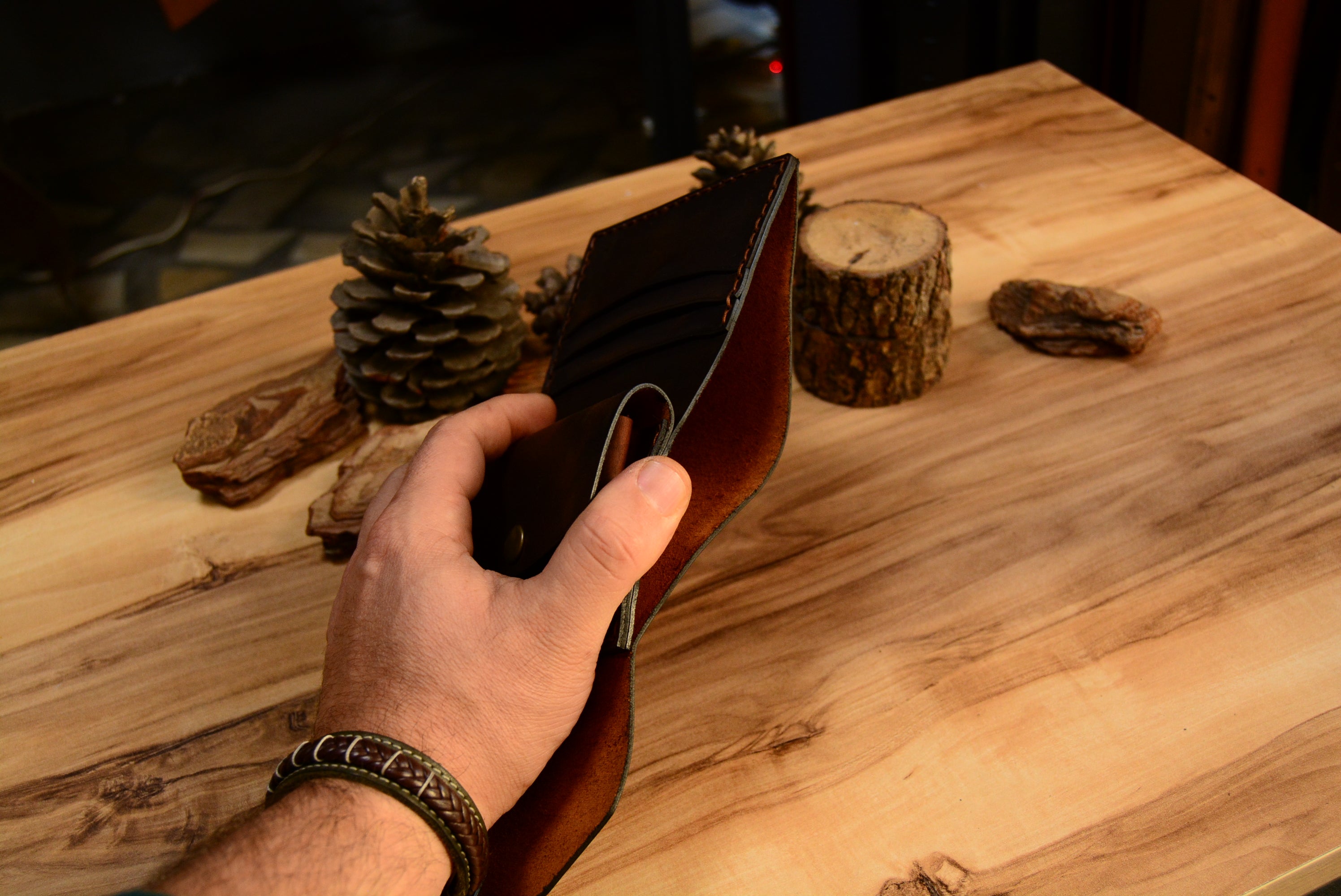 Pandora V-1 Cüzdan Çıtçıtlı Tasarım Hakiki Deri El Yapımı