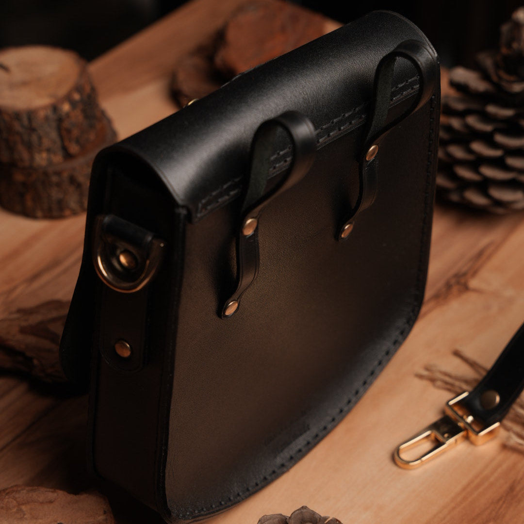 Corset Mini Çanta El Yapımı Hakiki Deri Omuz Askılı