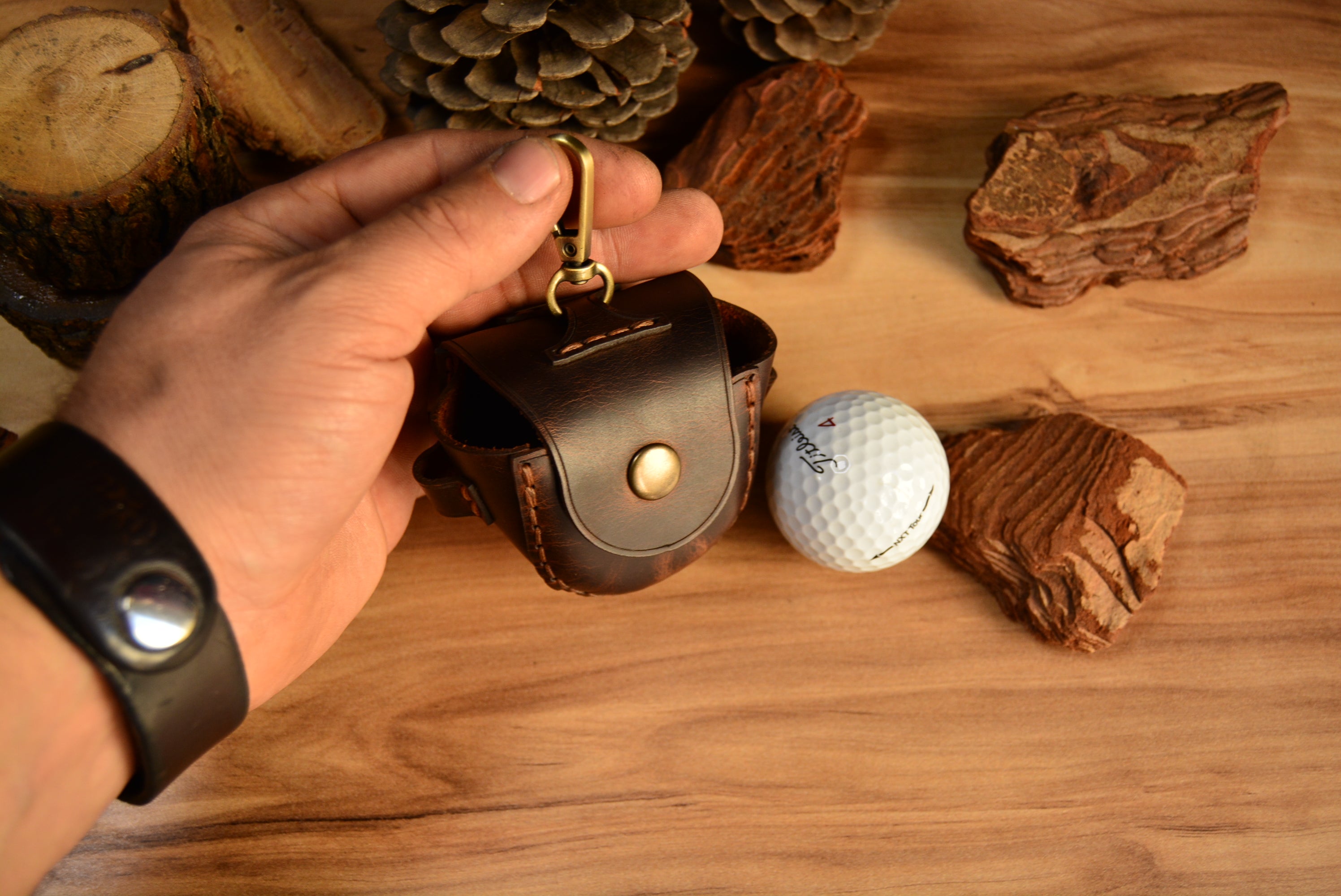 Deri Golf Topu Kılıfı Hakiki Deri El Yapımı Tee Bölmeli