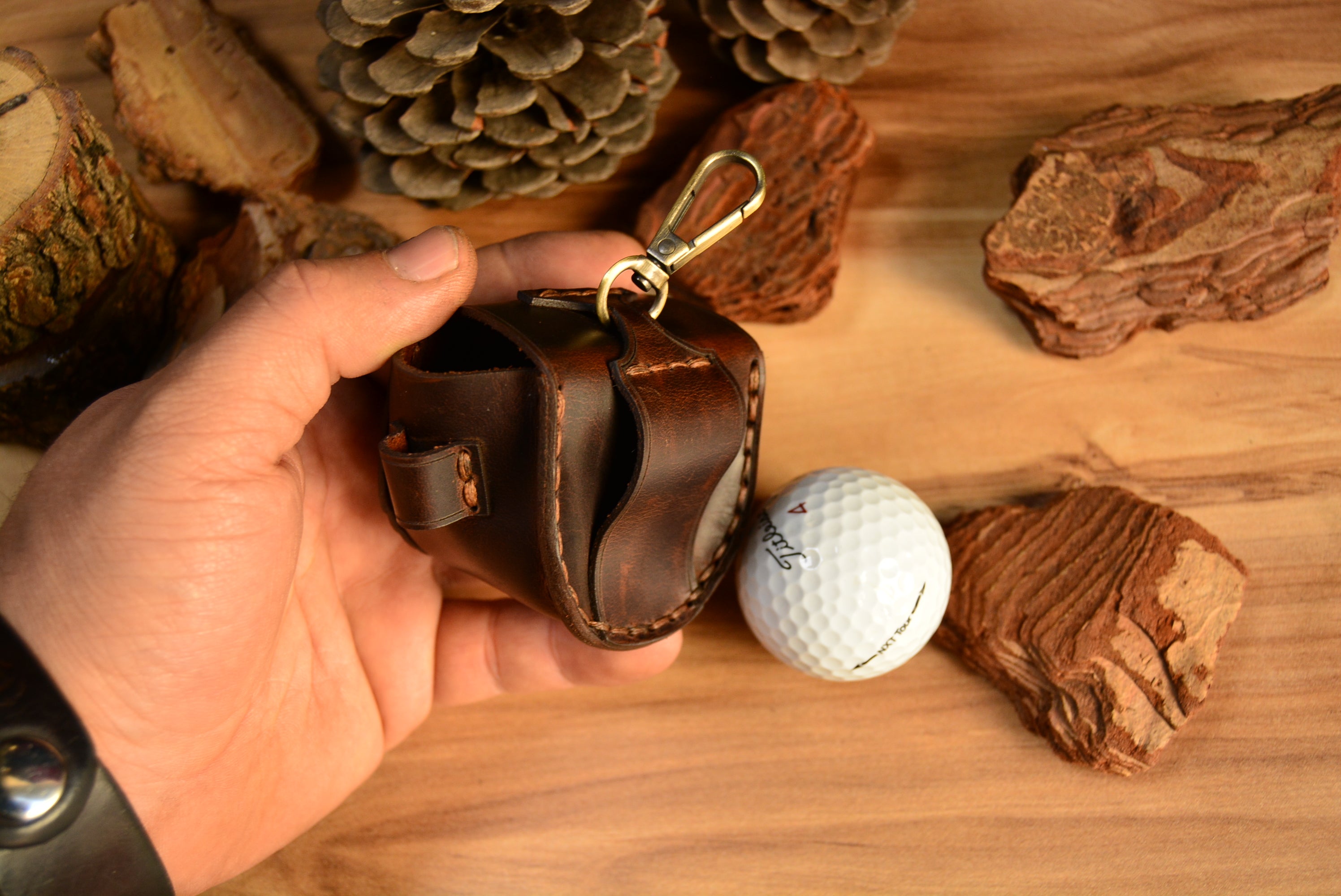 Deri Golf Topu Kılıfı Hakiki Deri El Yapımı Tee Bölmeli